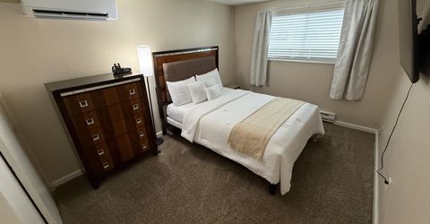 1607 London Circle, Sparks, NV 89431 Photo