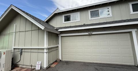 1607 London Circle, Sparks, NV 89431 Photo