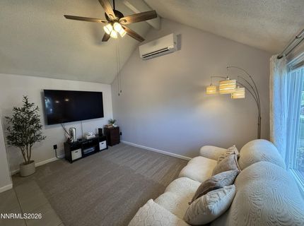 1607 London Circle, Sparks, NV 89431 Photo