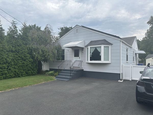 239 WASHINGTON STREET, FIELDSBORO, NJ 08505