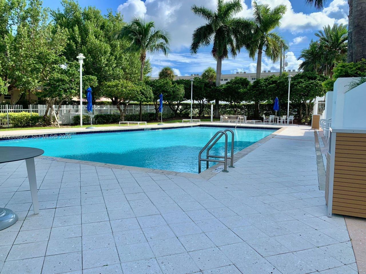7900 Harbor Island Dr , Unit 608, North Bay Village, FL 33141 Photo