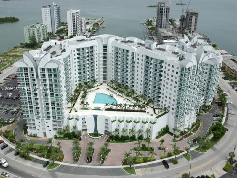 7900 Harbor Island Dr , Unit 608, North Bay Village, FL 33141 Photo