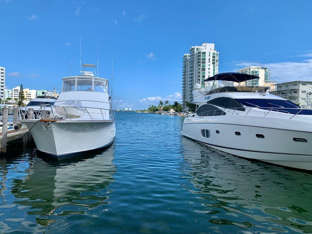 7900 Harbor Island Dr , Unit 608, North Bay Village, FL 33141 Photo