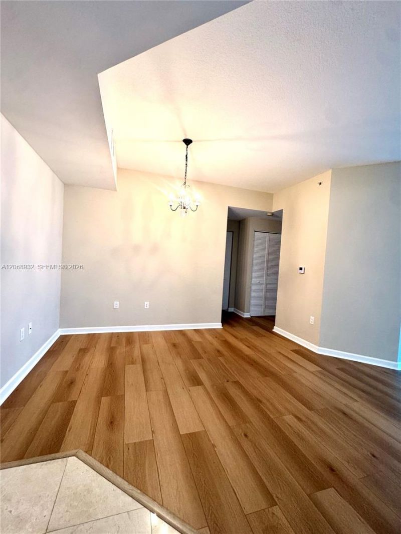 7900 Harbor Island Dr , Unit 608, North Bay Village, FL 33141 Photo