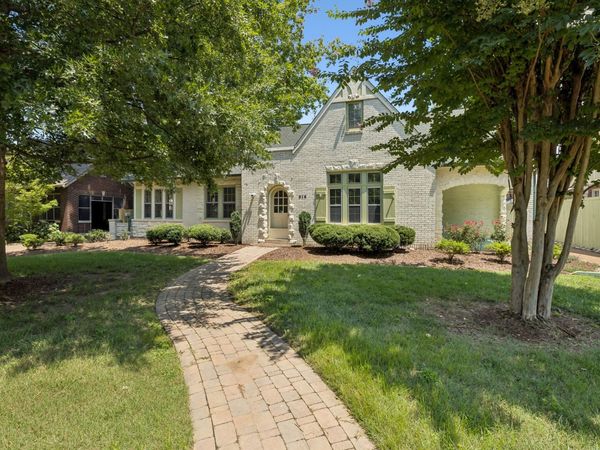 216 Lauderdale Rd , Nashville, TN 37205