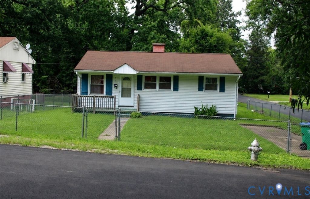 2401 Yorktown Avenue, Richmond, VA 23234 Main Photo