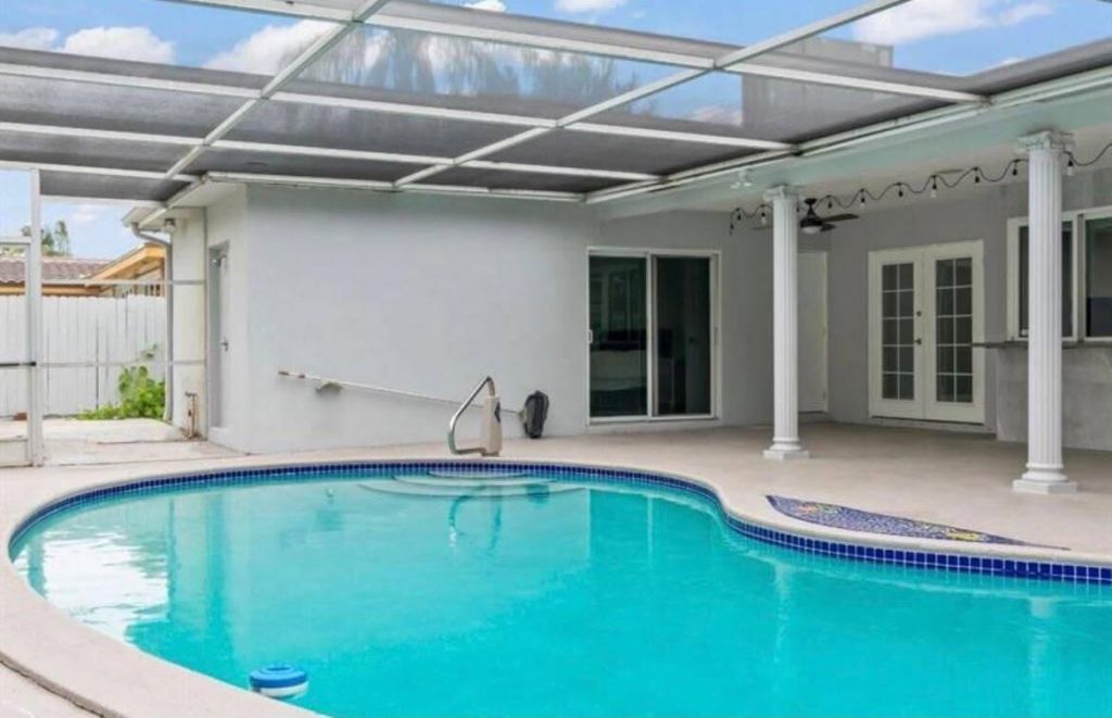 4811 Hayes Street, Hollywood, FL 33021 Photo