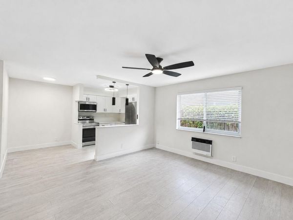 1129 NE 5th Terrace, Unit 4, Fort Lauderdale, FL 33304