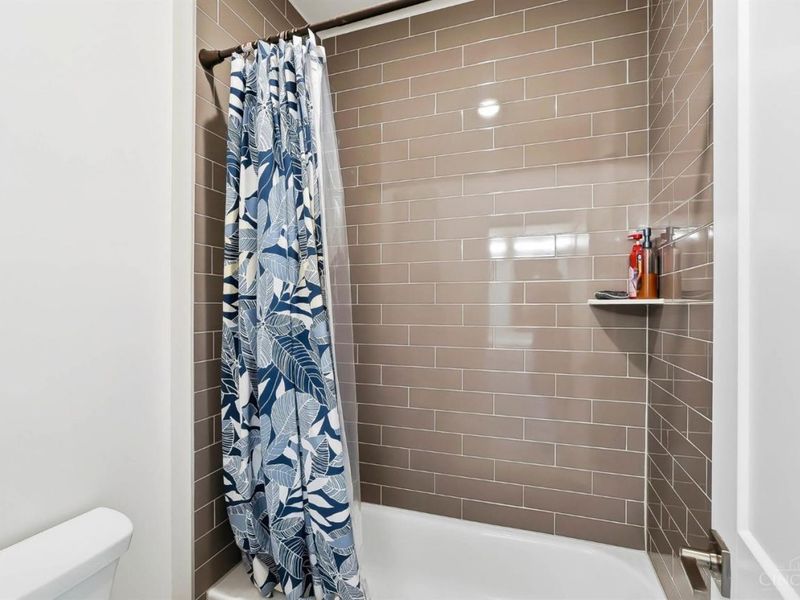 230 Worth Street, Cincinnati, OH 45226 Photo 40