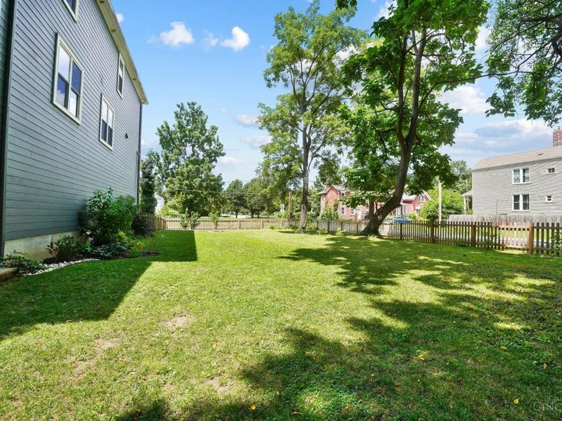 230 Worth Street, Cincinnati, OH 45226 Photo 50