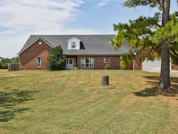 50 Serenada Lane, Shawnee, OK 74804