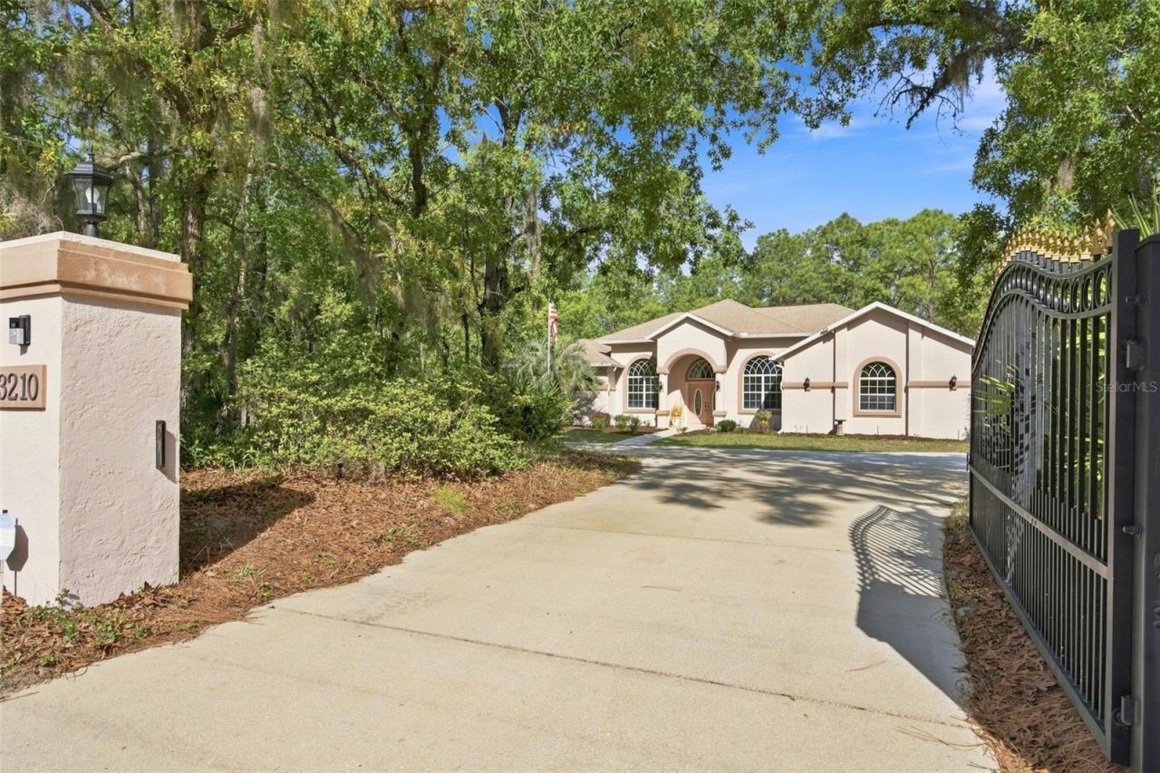 3210 N Reno Way, Beverly Hills, FL 34465 Photo