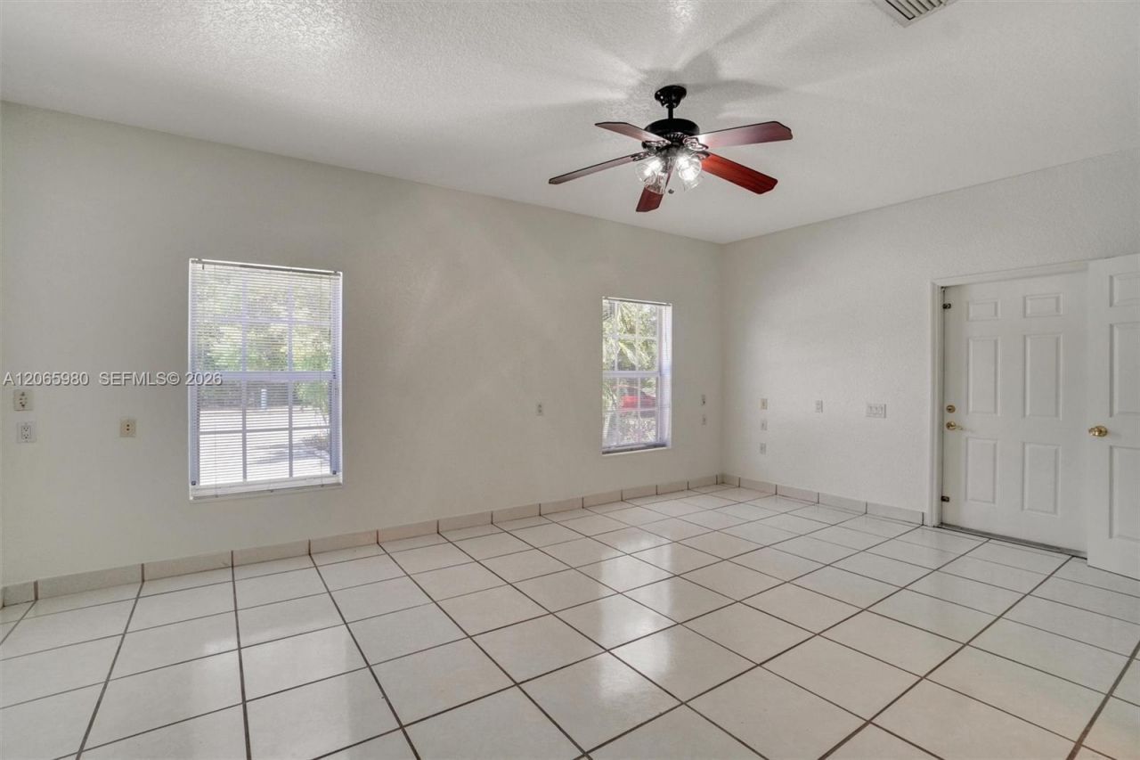 25 Ludlam Dr, Miami Springs, FL 33166 Photo
