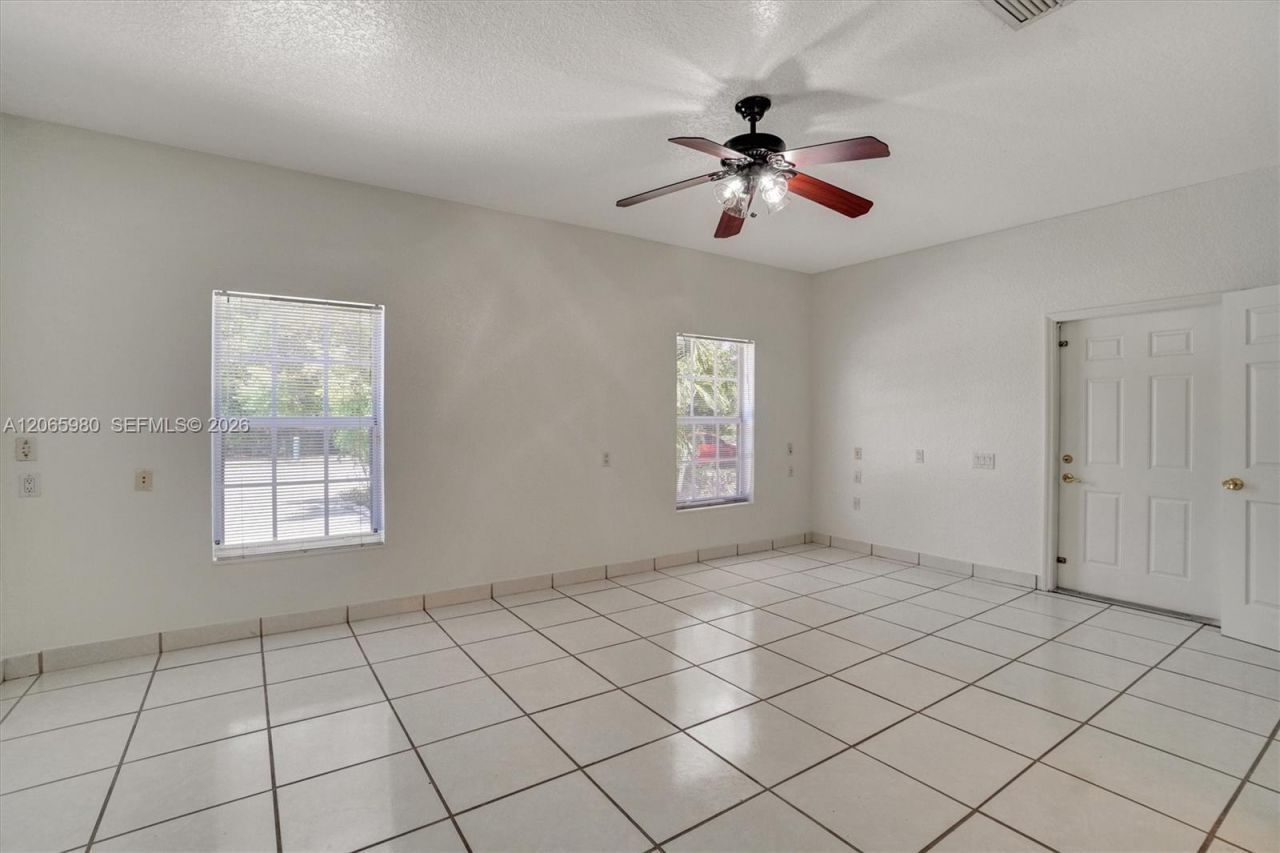 25 Ludlam Dr, Miami Springs, FL 33166 Photo