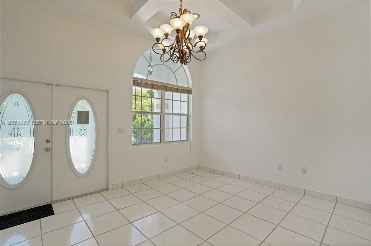 25 Ludlam Dr, Miami Springs, FL 33166 Photo