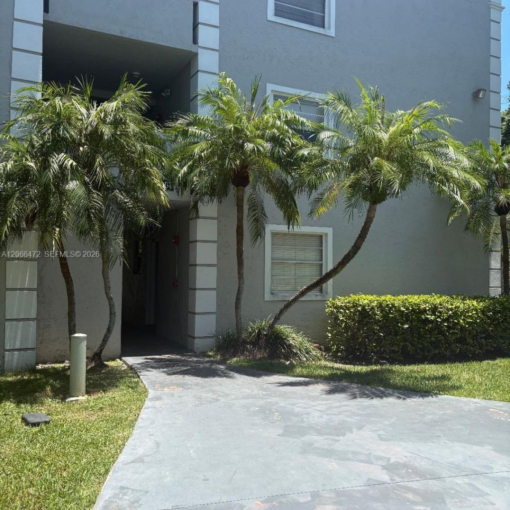 17255 SW 95th Ave , Unit D153, Palmetto Bay, FL 33157 Photo