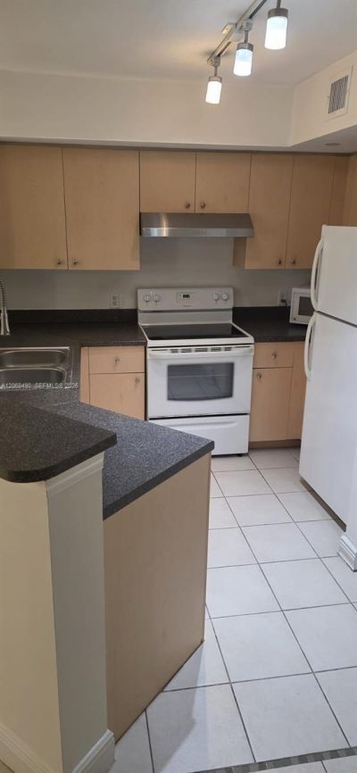 4171 San Marino Blvd, Unit 101, West Palm Beach, FL 33409 Photo