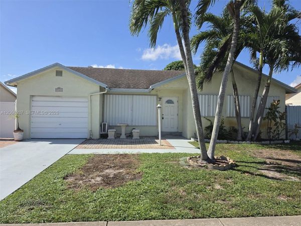 9165 SW 18th St, Unit 1, Boca Raton, FL 33428
