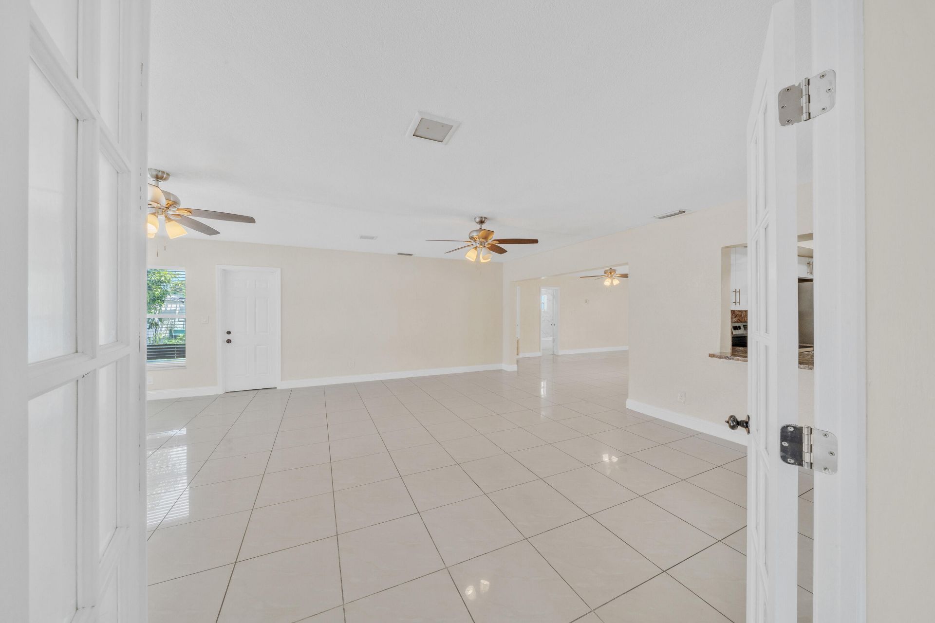 4921 NW 39th Street, Lauderdale Lakes, FL 33319 Photo