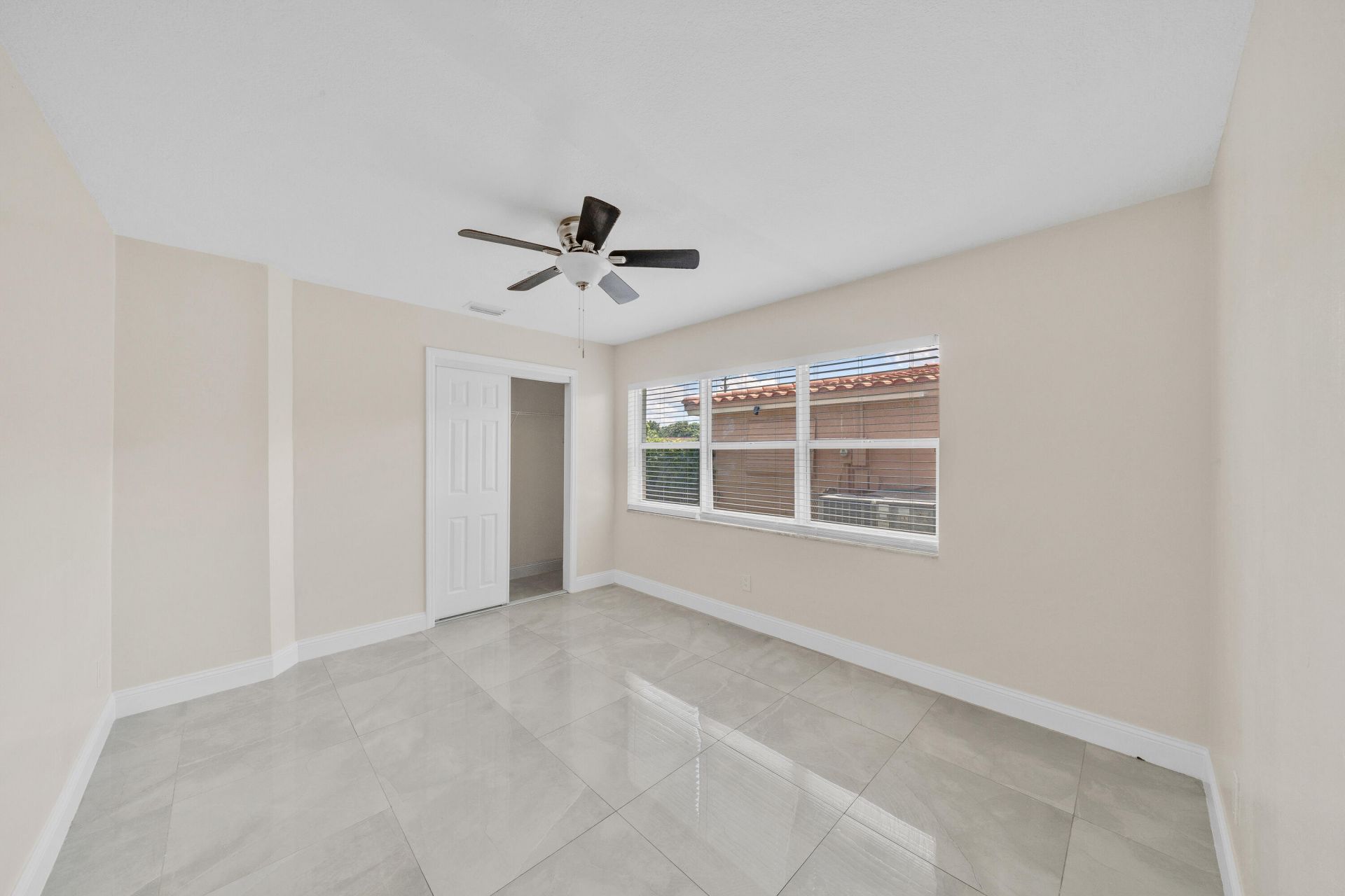 4921 NW 39th Street, Lauderdale Lakes, FL 33319 Photo