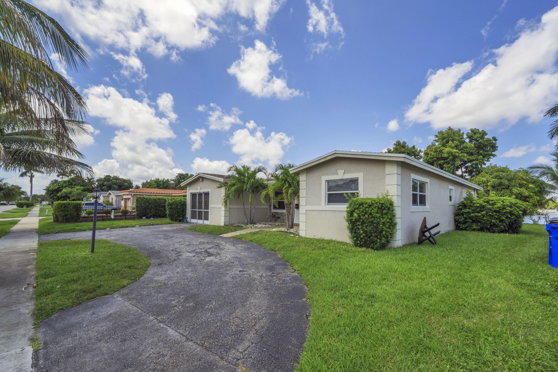 4921 NW 39th Street, Lauderdale Lakes, FL 33319 Photo