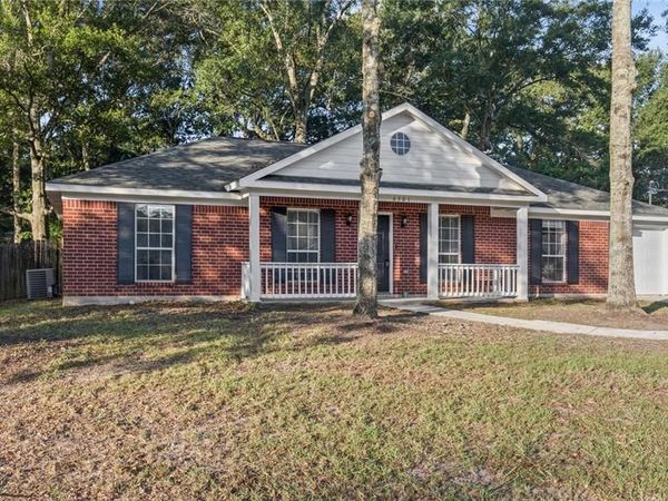 6301 Woodside Drive, Theodore, AL 36582