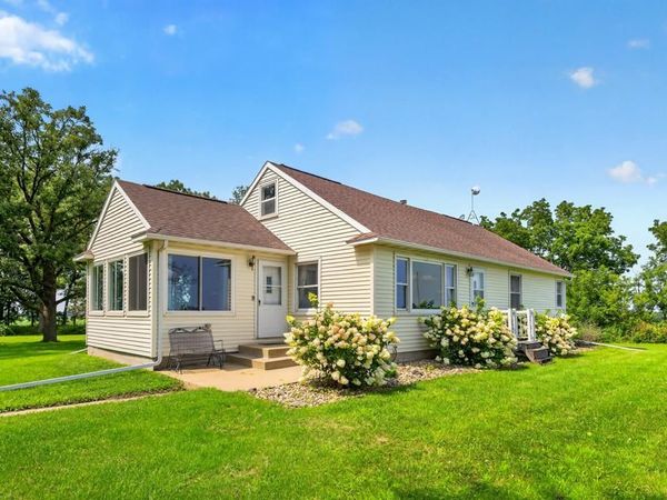 9321 105th Avenue SW, Hayfield, MN 55940