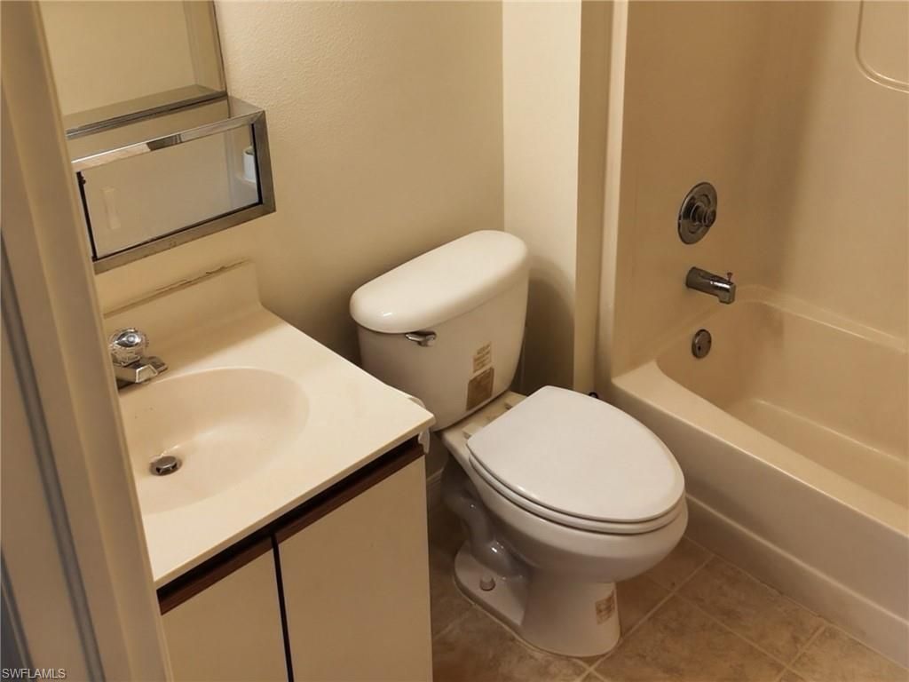 5257 Treetops Dr , Unit X202, Naples, FL 34113 Photo