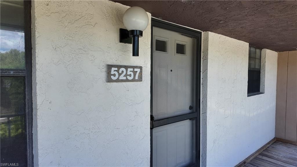 5257 Treetops Dr , Unit X202, Naples, FL 34113 Photo