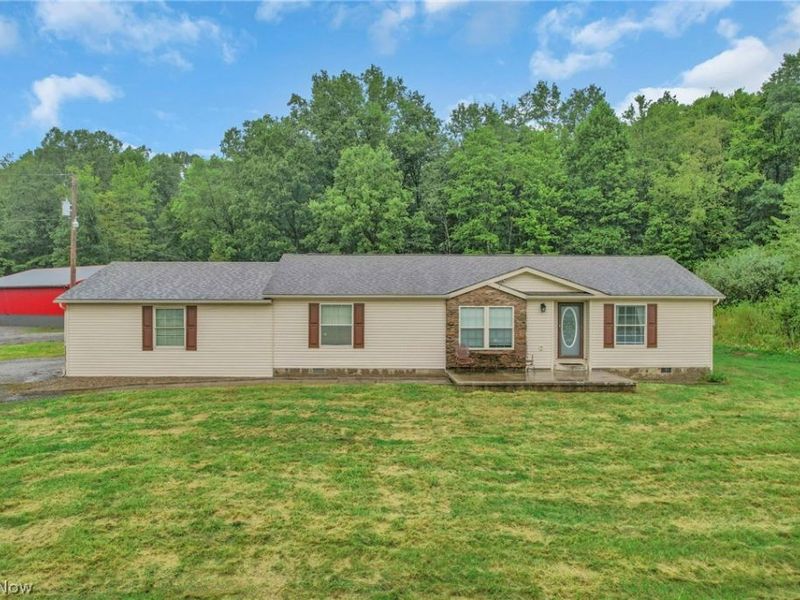 14090 Glenwood Ln, Cumberland, OH 43732 Photo 2