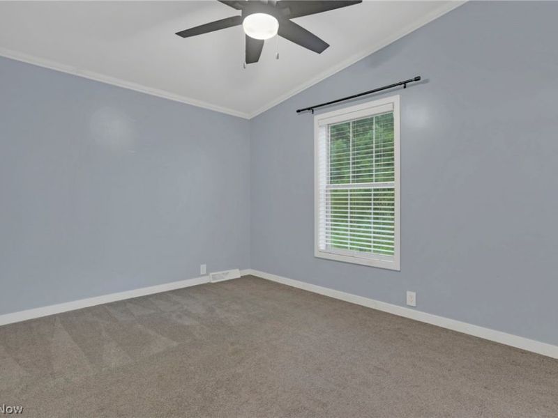 14090 Glenwood Ln, Cumberland, OH 43732 Photo 24