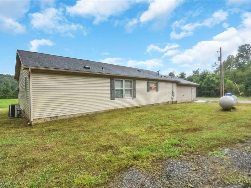 14090 Glenwood Ln, Cumberland, OH 43732 Photo 39