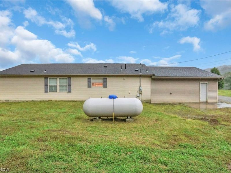 14090 Glenwood Ln, Cumberland, OH 43732 Photo 40