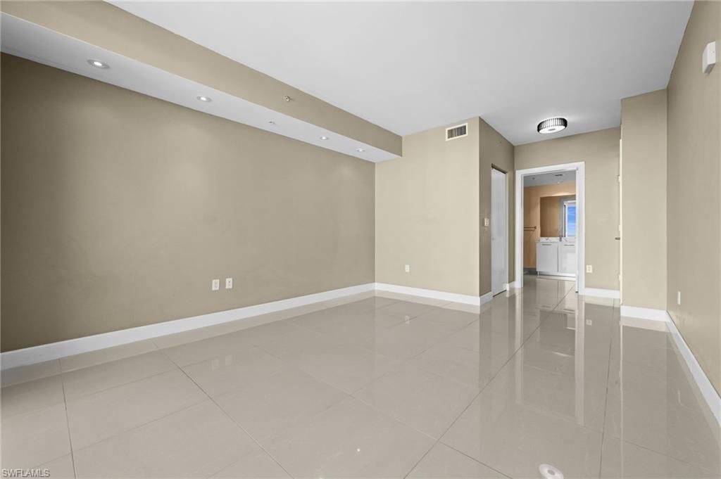 3000 Oasis Grand Blvd, Unit 1603, Fort Myers, FL 33916 Photo
