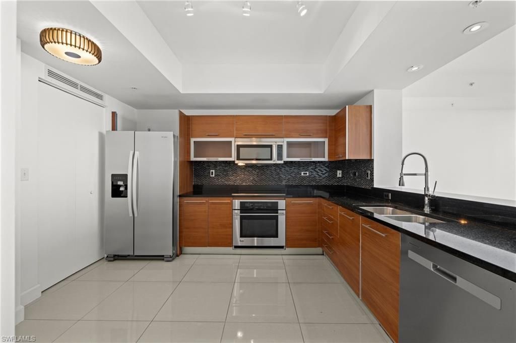 3000 Oasis Grand Blvd, Unit 1603, Fort Myers, FL 33916 Photo