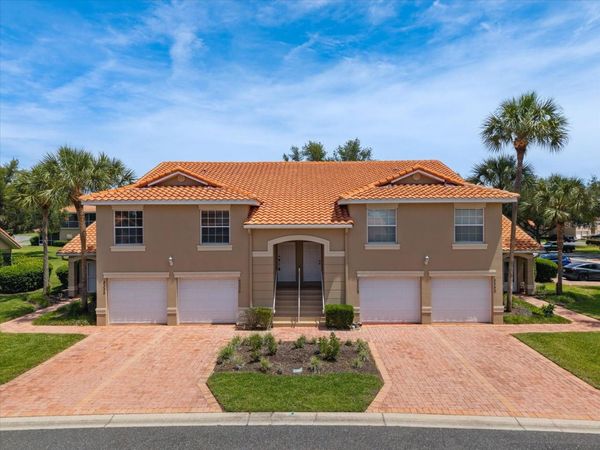 5336 EDGEWATER WAY , Unit 11, OXFORD, FL 34484