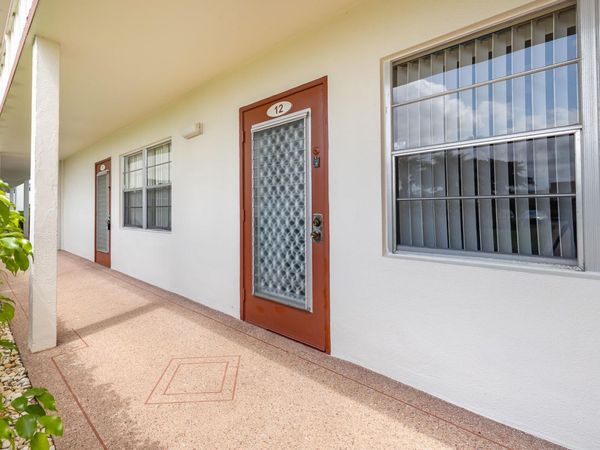 12 BRIGHTON A, Unit 12, Boca Raton, FL 33434