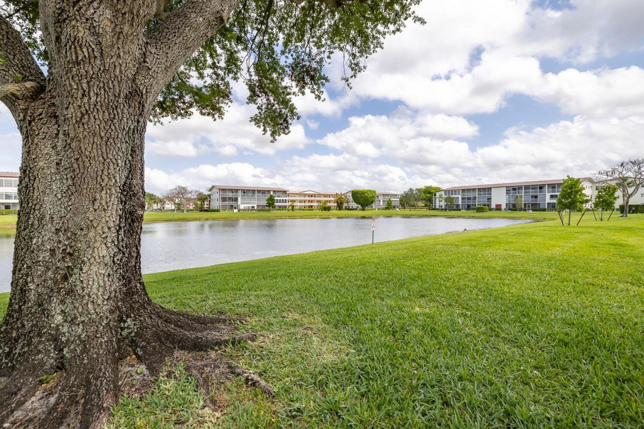 12 Brighton A, Unit 12, Boca Raton, FL 33434 Photo
