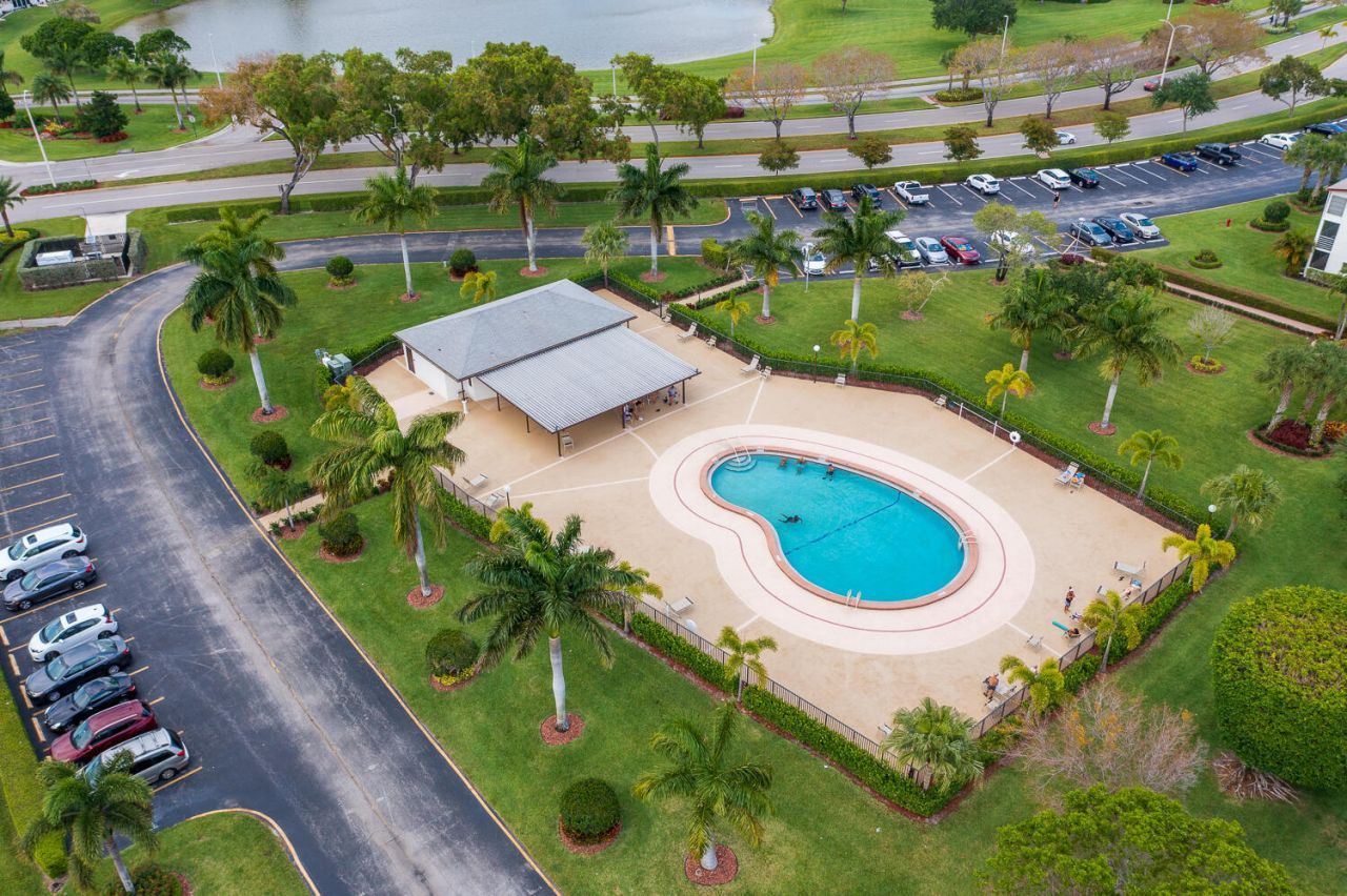12 Brighton A, Unit 12, Boca Raton, FL 33434 Photo