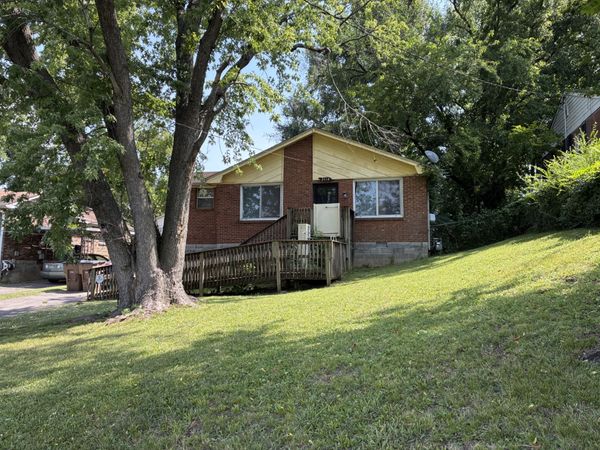 2114 15th Ave N, Nashville, TN 37208