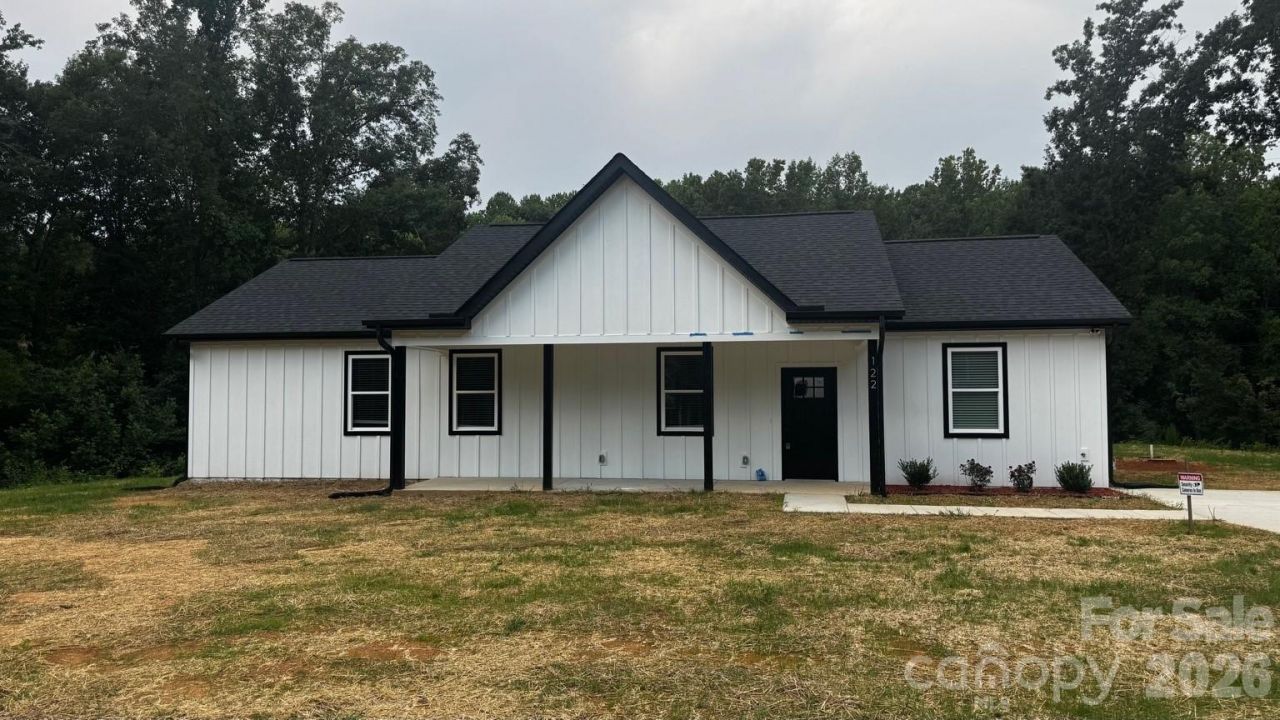 122 Pinecrest Drive , Shelby, NC 28152 Main Photo