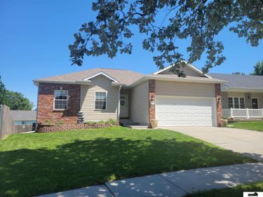 2014 Chloe Lane, Lincoln, NE 68512
