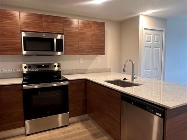 4424 S Texas , Unit 214, Orlando, FL 33328