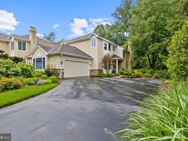 124 PIQUA CIRCLE, BERWYN, PA 19312