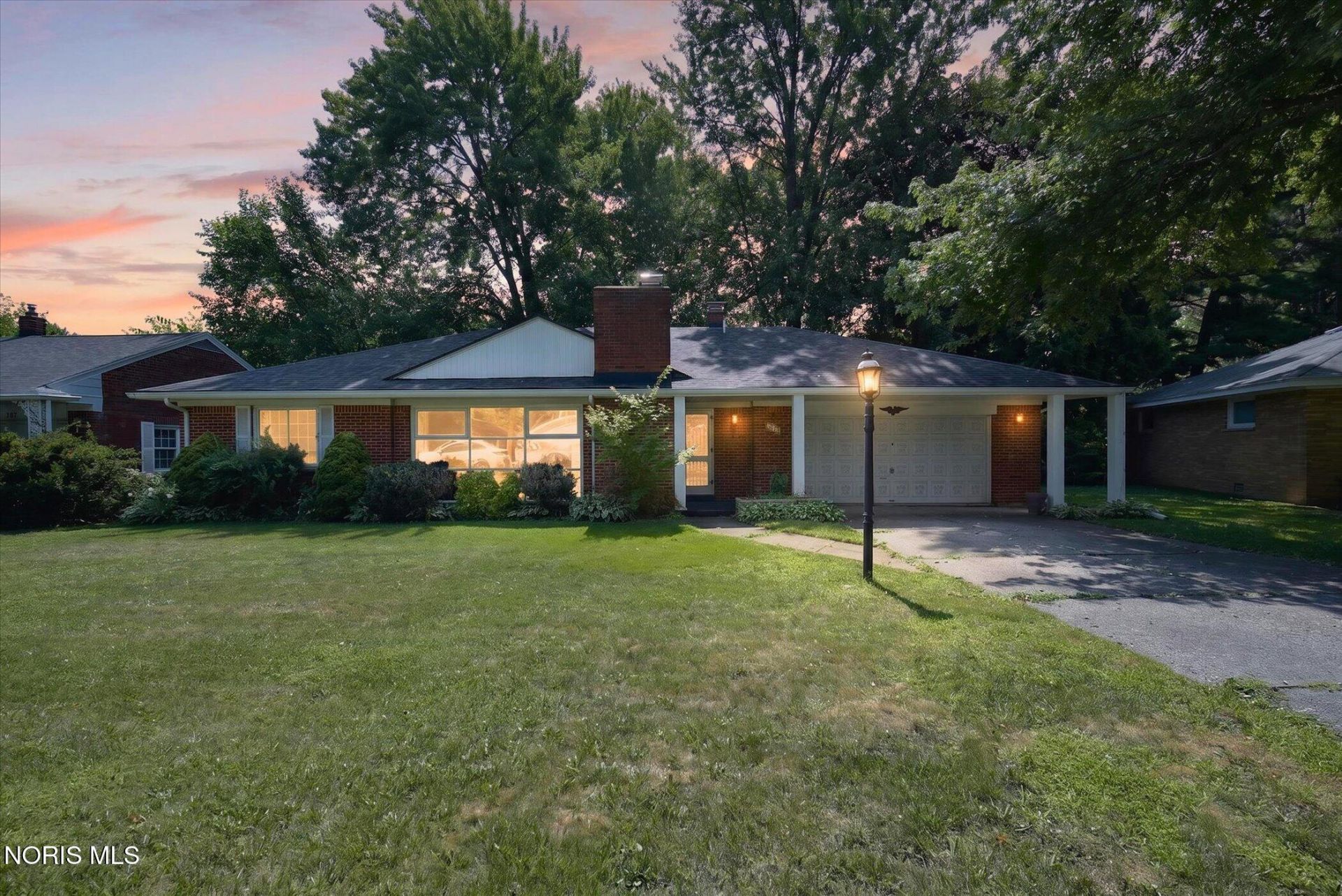 3417 Blairmont Avenue, Toledo, OH 43614 Main Photo