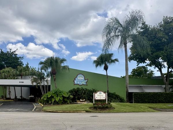 9200 Lime Bay Boulevard, Tamarac, FL 33321