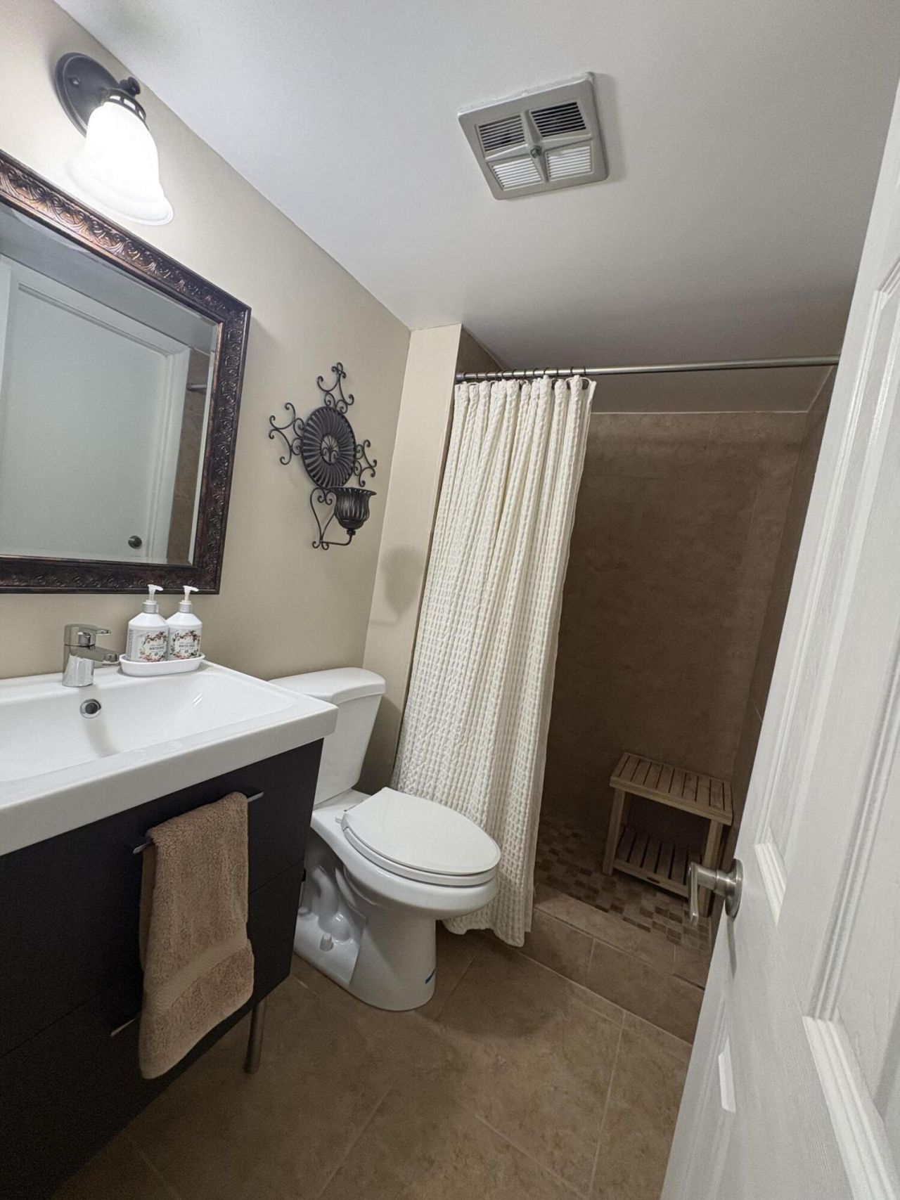 9200 Lime Bay Boulevard, Tamarac, FL 33321 Photo