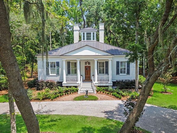 192 Myrtle Grove Lane, Richmond Hill, GA 31324