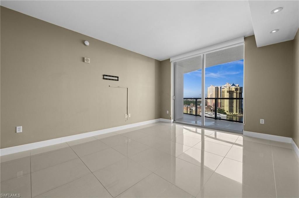 3000 Oasis Grand Blvd, Unit 1603, Fort Myers, FL 33916 Photo