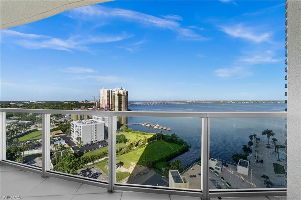 3000 Oasis Grand Blvd, Unit 1603, Fort Myers, FL 33916 Photo